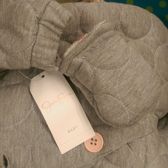 Jessica Simpson Knit Pram Footie for Girls. 🚼🍼 - Picture 2 of 4